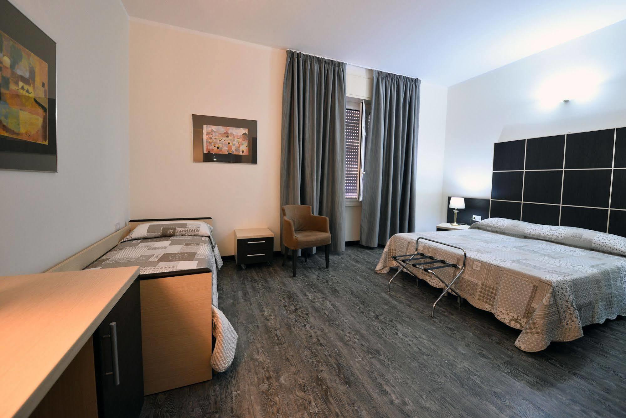 Ferrari Hotel 3*