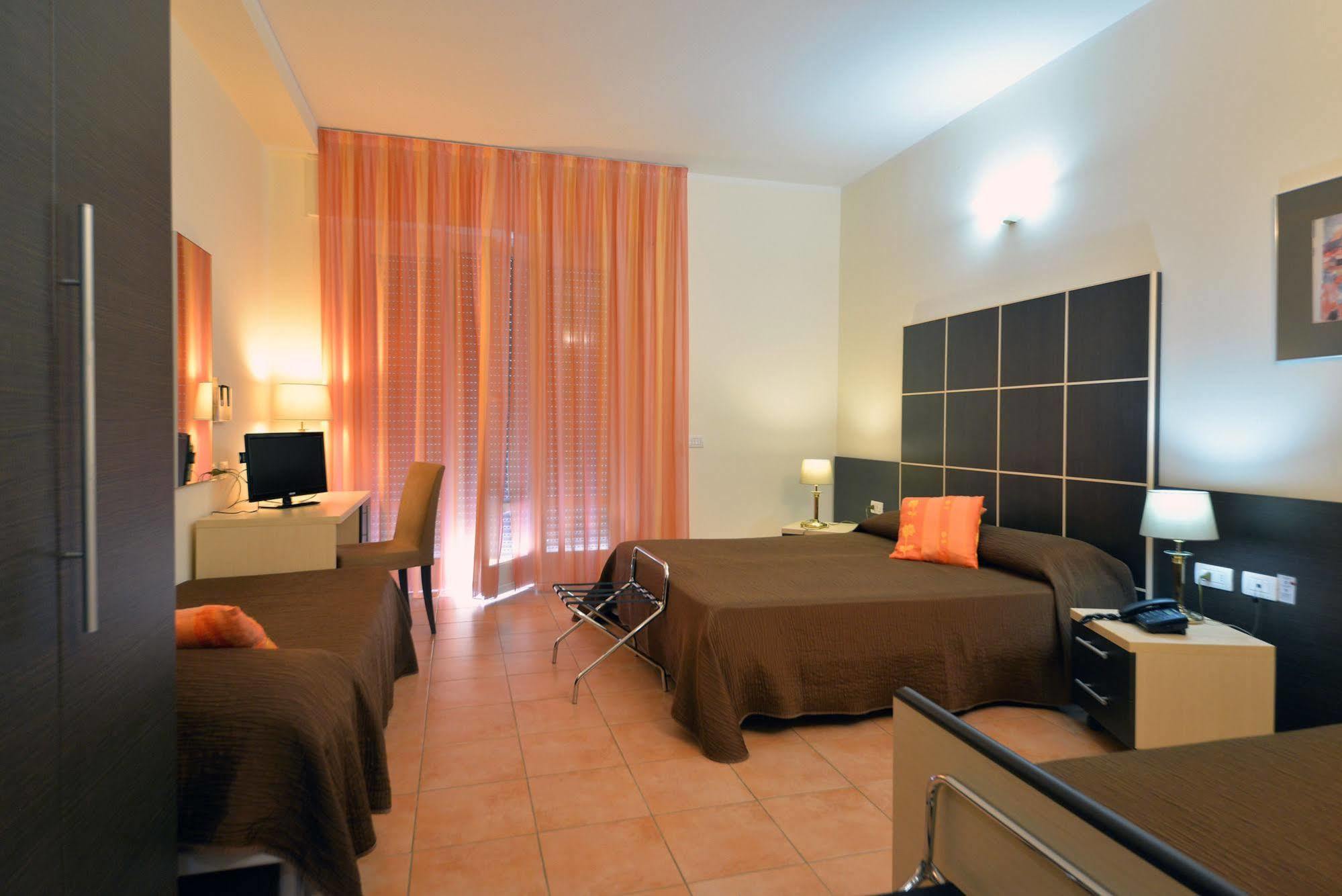 Hotel Ferrari