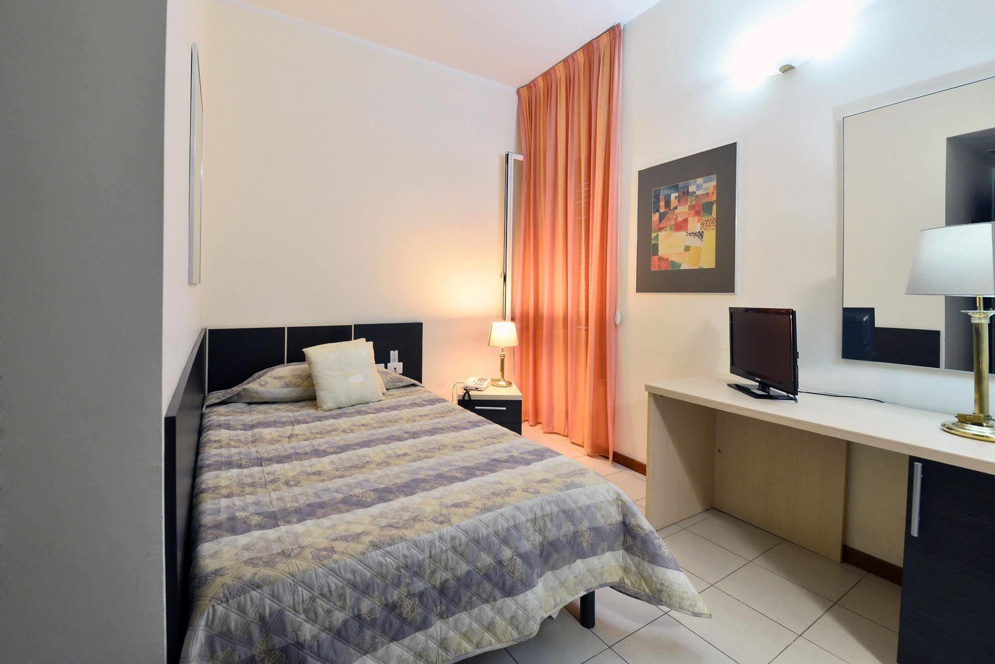 Hotel Ferrari Chiavari